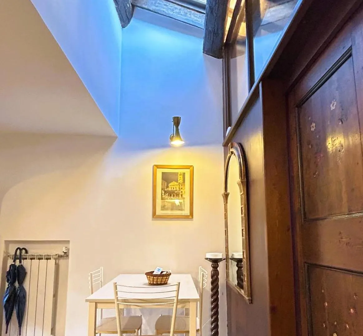 The Gem - Trastevere Cozy Retreat With Pool Rome Apartment